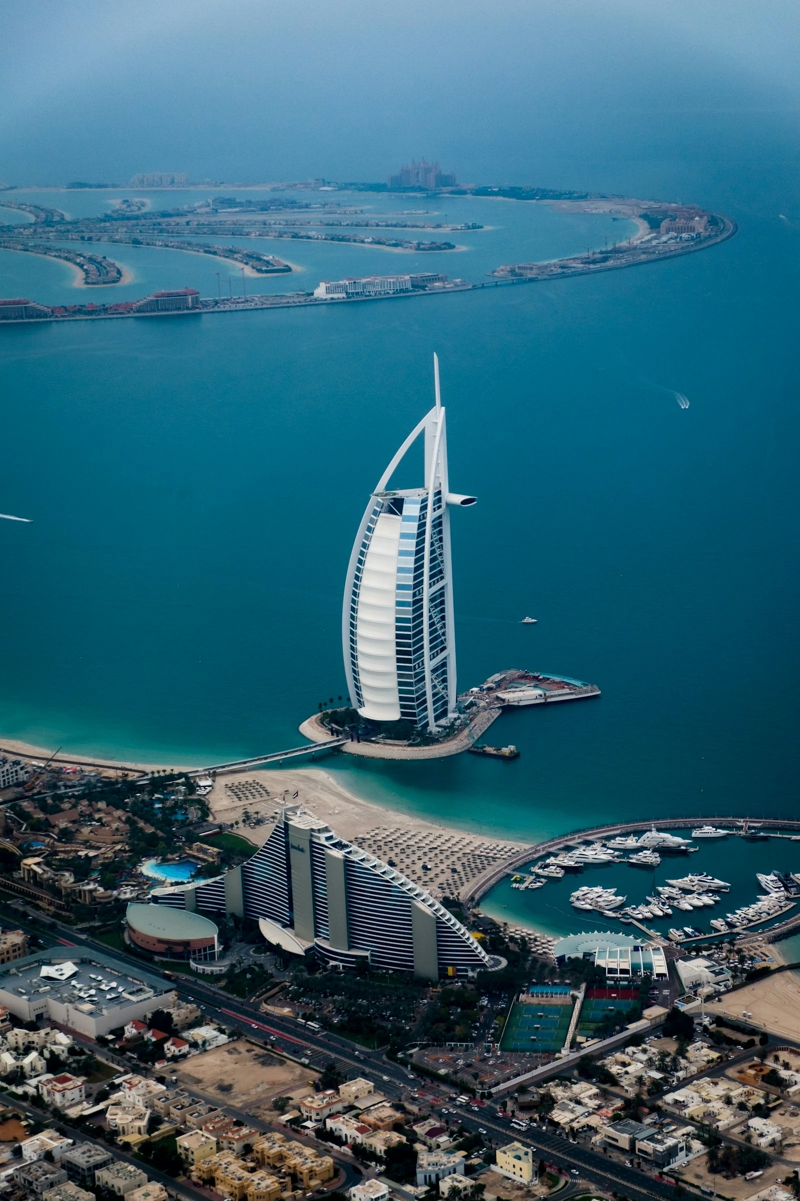 Palm Jumeirah beachfront holiday home apartments